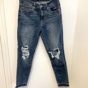 LEVI’S 721 Highrise Skinny W29